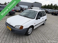 Toyota Starlet - 1.3-16V GLi GTSi automaat airco