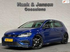 Volkswagen Golf - 1.5 TSI Highline Business R-Line Massage