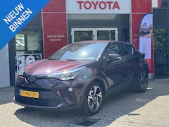 Toyota C-HR - 1.8 Hybrid Dynamic DODEHOEKSENSOREN TREKHAAK NAVIGATIE