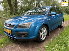 Ford Focus - 1.6-16V First Edition/Trekhaak/Cruise/Airco/NEW APK