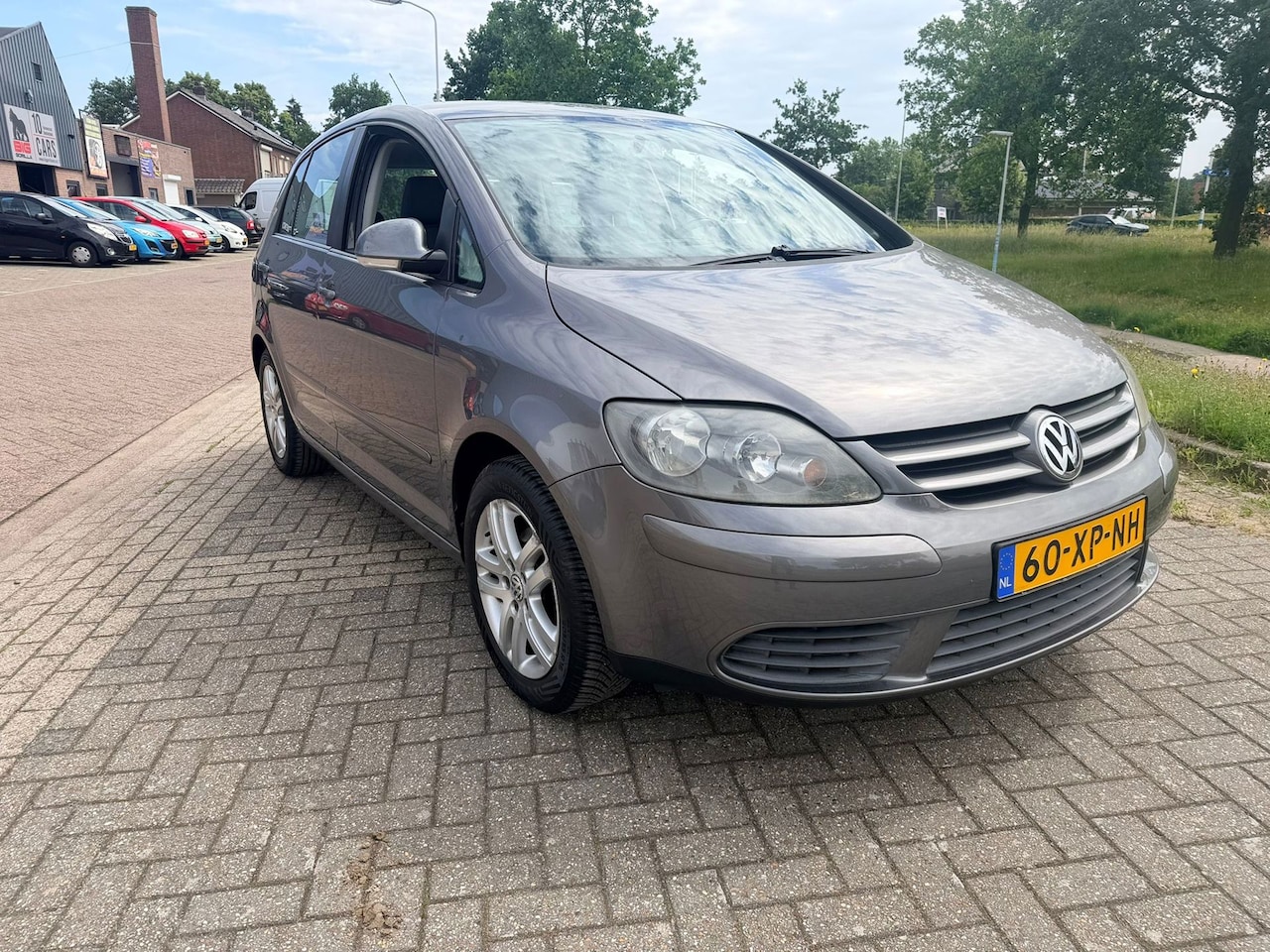 Volkswagen Golf Plus - 1.6 Optive 3 hoog instap, nieuw apk - AutoWereld.nl