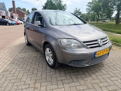 Volkswagen Golf Plus - 1.6 Optive 3 hoog instap, nieuw apk