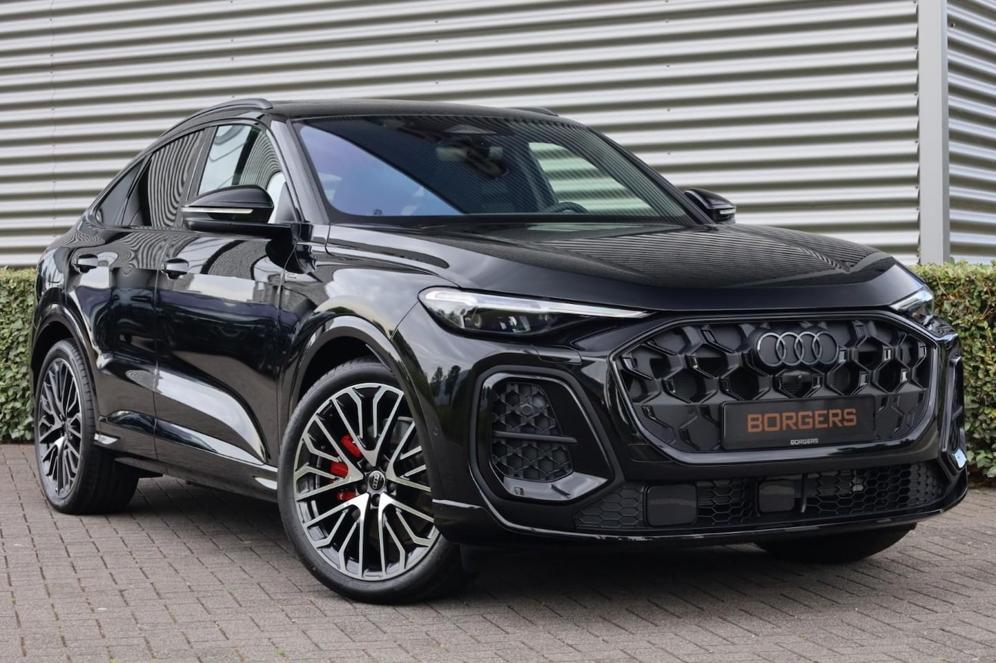 Audi Q5 Sportback - e-hybrid Competition Pano l Luchtvering l Trekhaak - AutoWereld.nl
