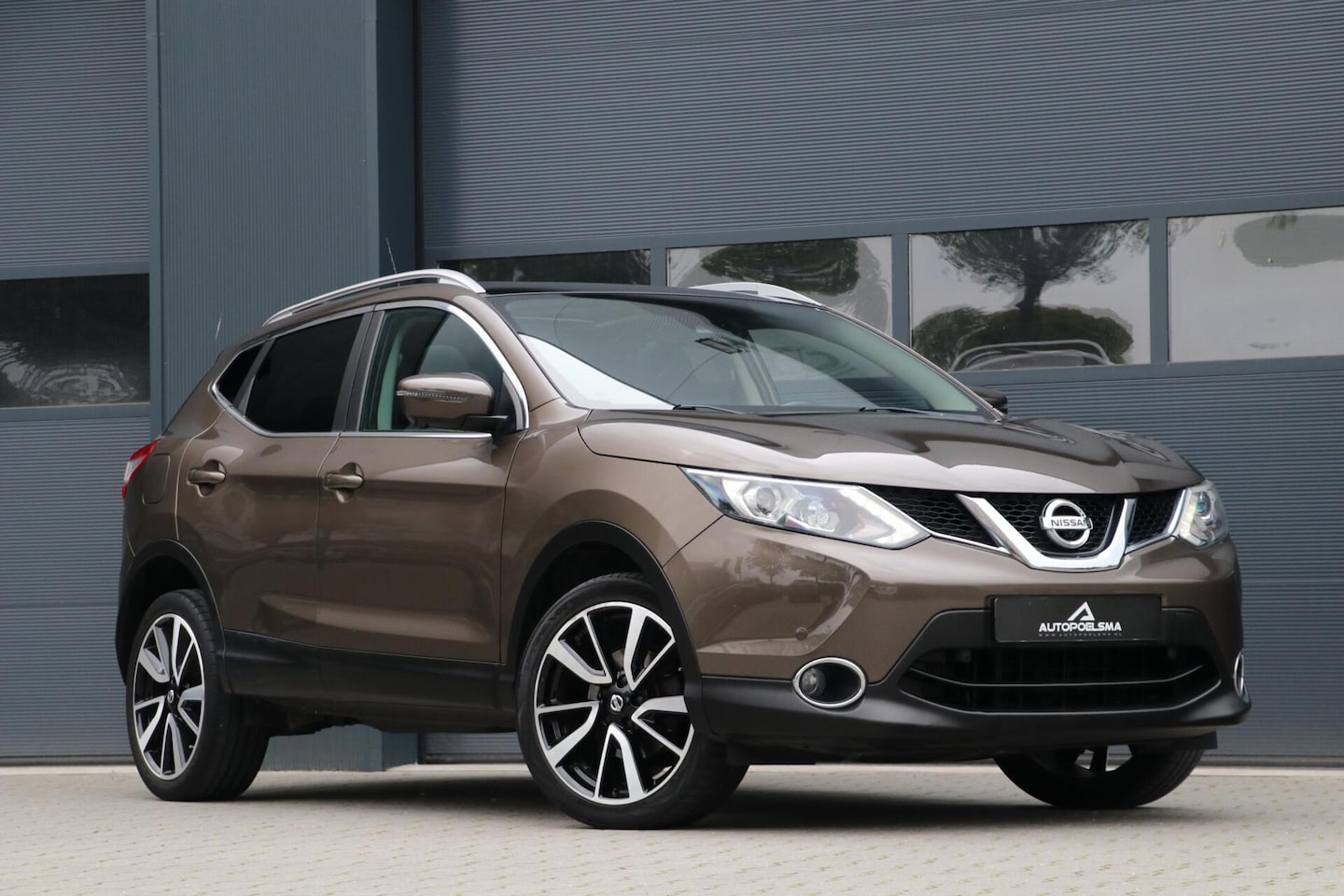 Nissan Qashqai - 1.6 Connect Edition 360 Camera Trekhaak 1500kg Trekgewicht Panoramadak149000KM - AutoWereld.nl