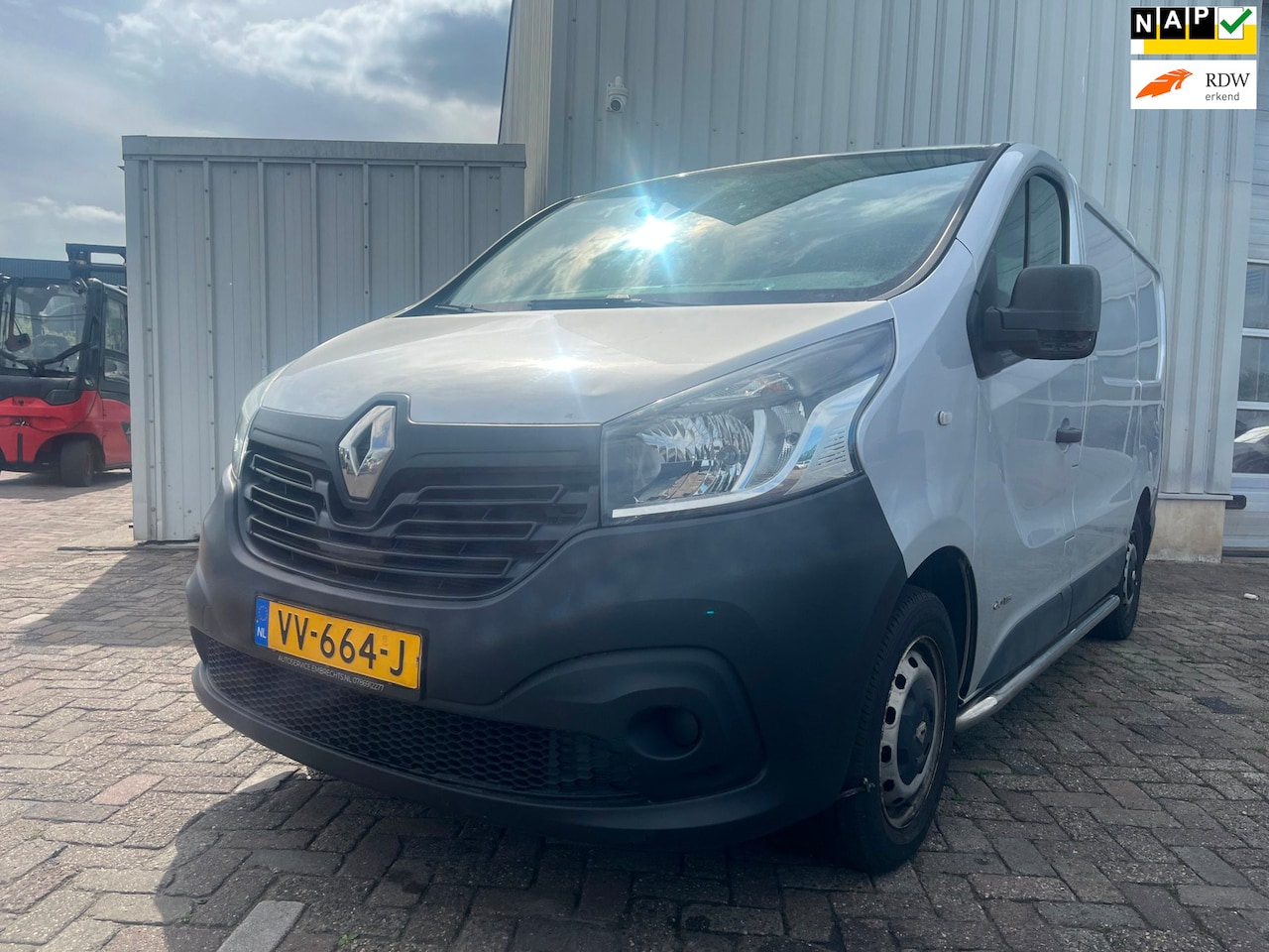 Renault Trafic - 1.6 dCi T27 L1H1 Comfort - Motor Defect - AutoWereld.nl