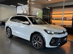 Volkswagen Tiguan - 1.5 eTSI R-Line Pano 360Cam. Elec.Trekhaak