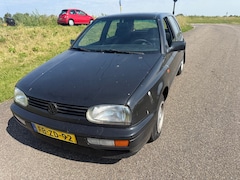 Volkswagen Golf - 1.8 CL automaat lees advertentie