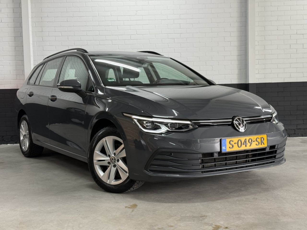 Volkswagen Golf Variant - 1.0 TSI Life Stoelverw V+A Stuurverw Standkachel Dodehoek, IQ-Dr - AutoWereld.nl