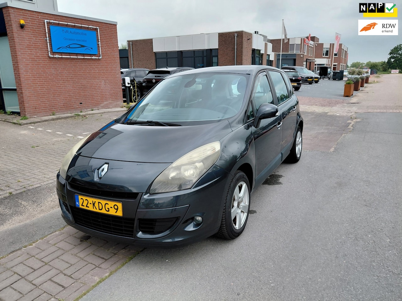 Renault Scénic - 1.6 Expression zeer goed onderhouden betrouwbare motor - AutoWereld.nl
