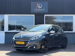 Peugeot 208 - 1.2 PureTech Allure / Automaat / Leder / Pano