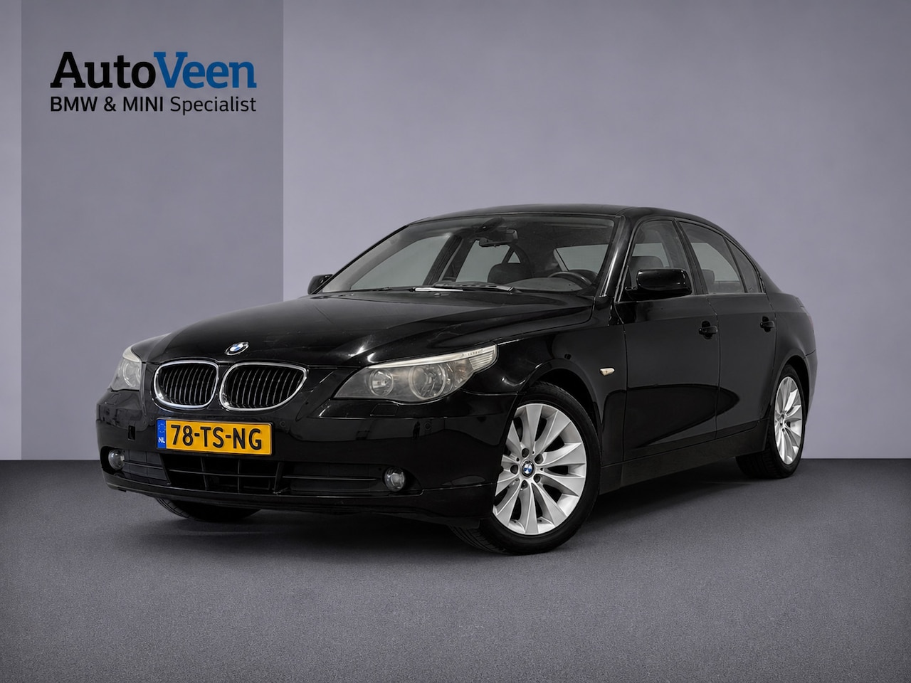 BMW 5-serie - 523i Executive (NAVI, CRUISE, TREKHAAK, PARKEERSENSOREN) - AutoWereld.nl