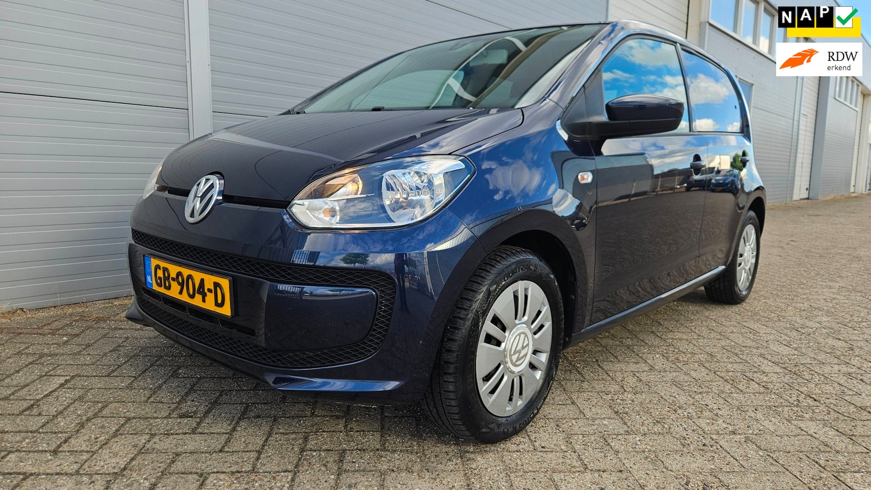Volkswagen Up! - 1.0 move up! BlueMotion Airco | 5 deurs | Navi - AutoWereld.nl