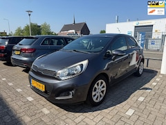 Kia Rio - 1.2 CVVT Super Pack . 2012 full opt