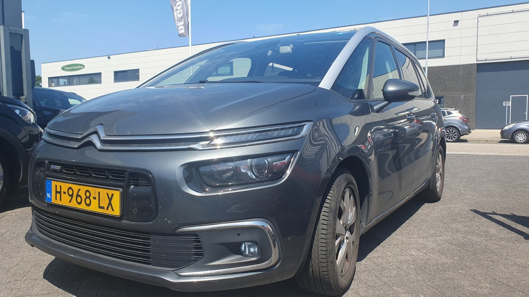 Citroën Grand C4 Picasso - 1.2 PureTech Feel 1.2 PureTech Feel - AutoWereld.nl