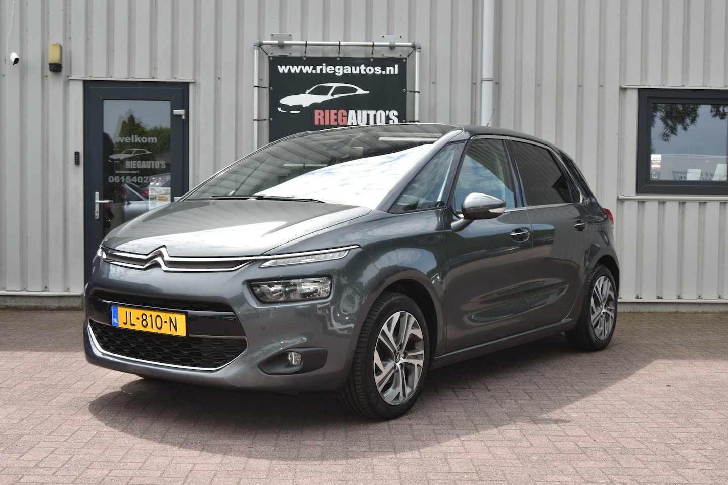 Citroën C4 Picasso - 1.2 131PK Intensive Luxe uitvoering!! - AutoWereld.nl