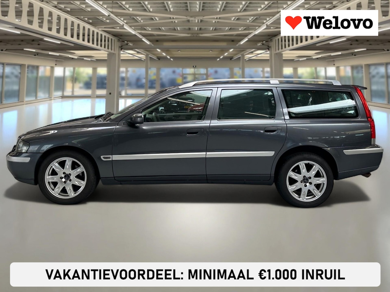 Volvo V70 - 2.5 T AWD Geartronic Titanium Incl. BTW, Dealer onderhoud, Electr. stoelen, Leder... - AutoWereld.nl