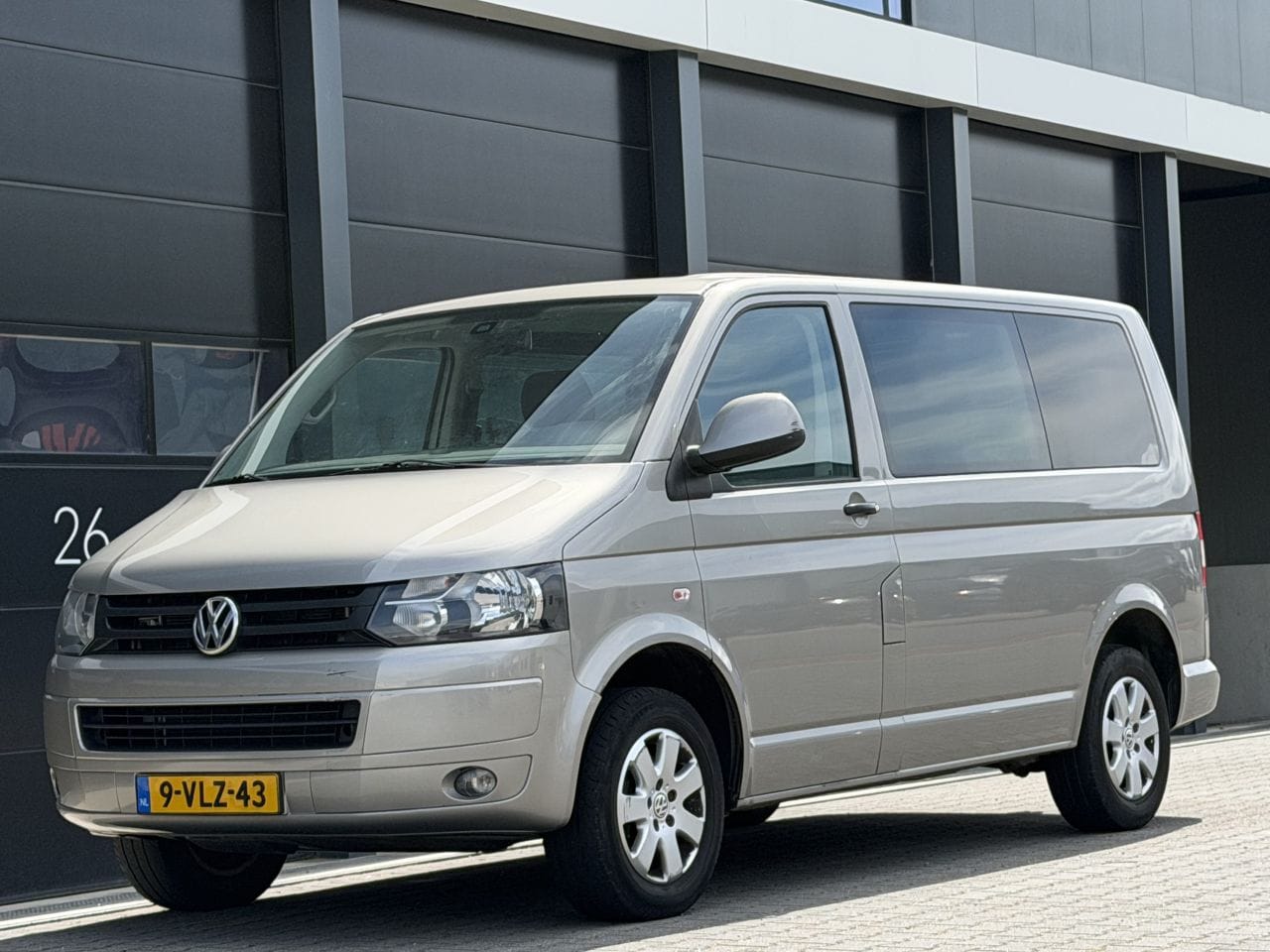 Volkswagen Transporter - 2.0 TDI DC 5-PERS * MARGE * - AutoWereld.nl