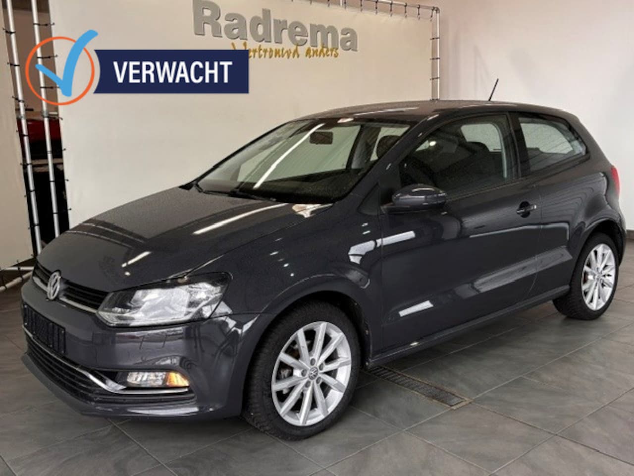 Volkswagen Polo - V 1.2 I 90 pk Highline winterpakket 3 drs - AutoWereld.nl