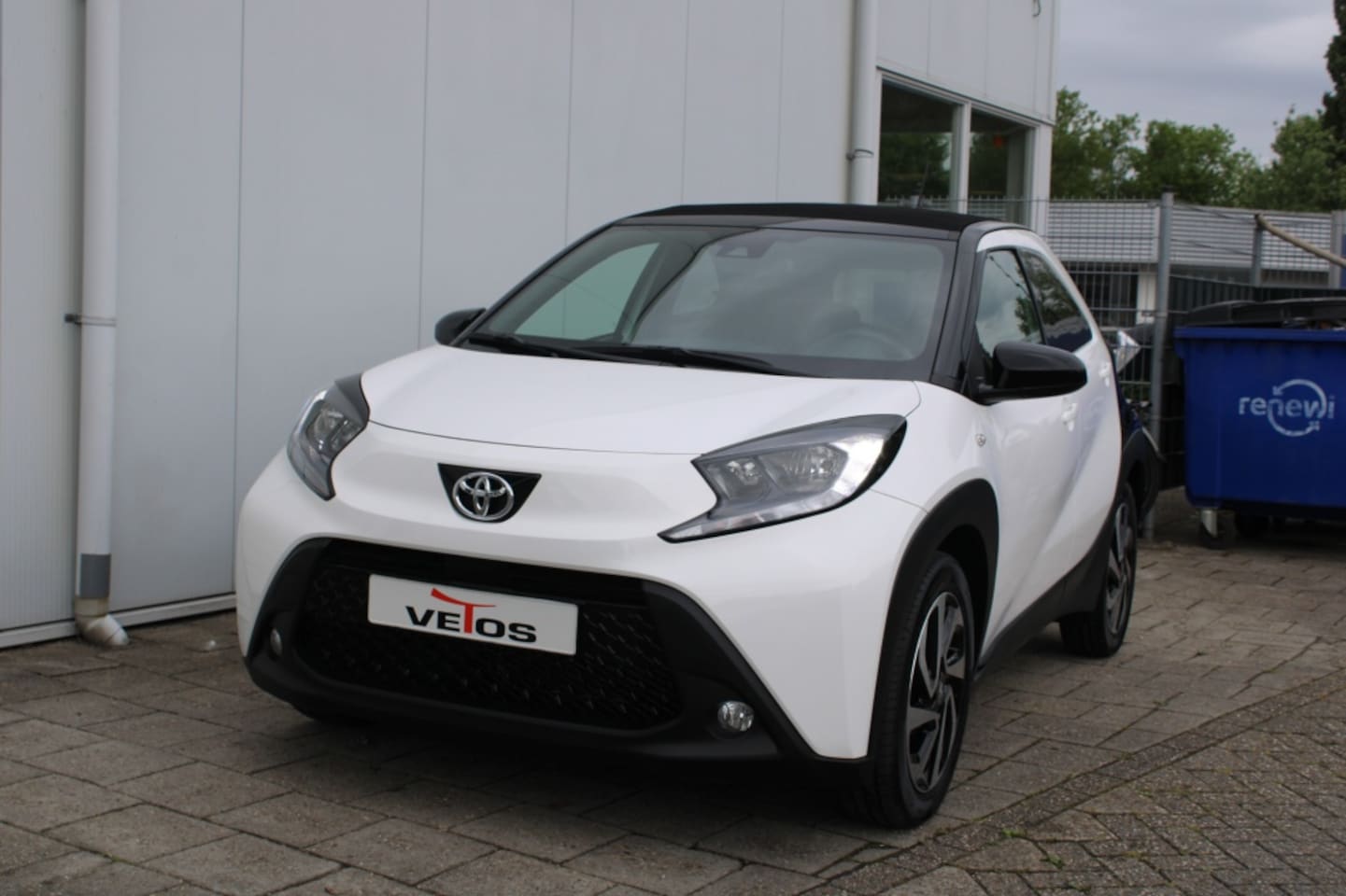 Toyota Aygo X - 1.0 VVT-i S-CVT Envy Elektrisch schuifdak - AutoWereld.nl