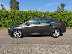 Ford Focus - 1.5 TDCI Titanium | Koppeling moet vervangen worden