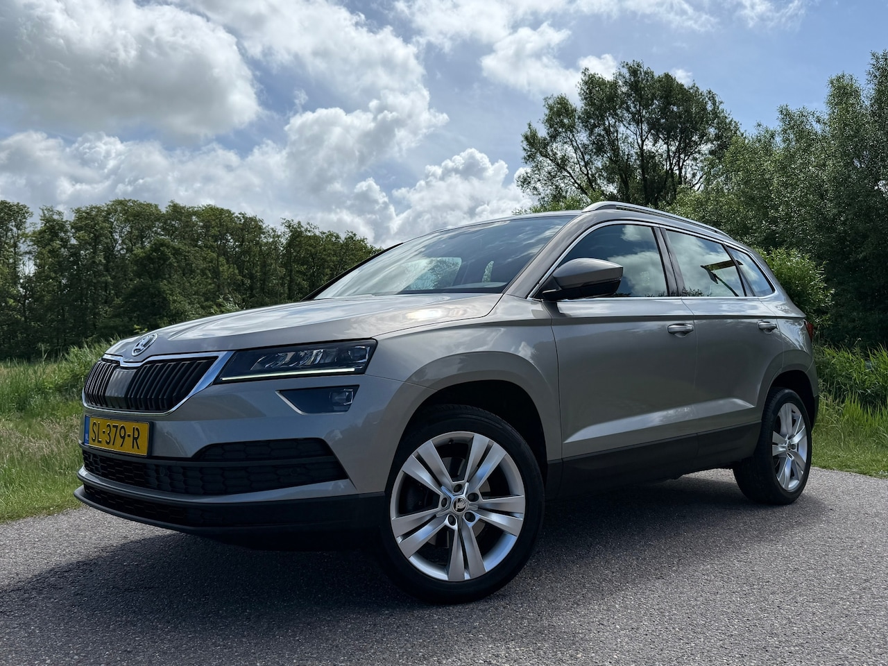 Skoda Karoq - 1.0 TSI Style Business Automaat | 1e Eigenaar | Camera | Apple CarPlay & Android Auto | Tr - AutoWereld.nl