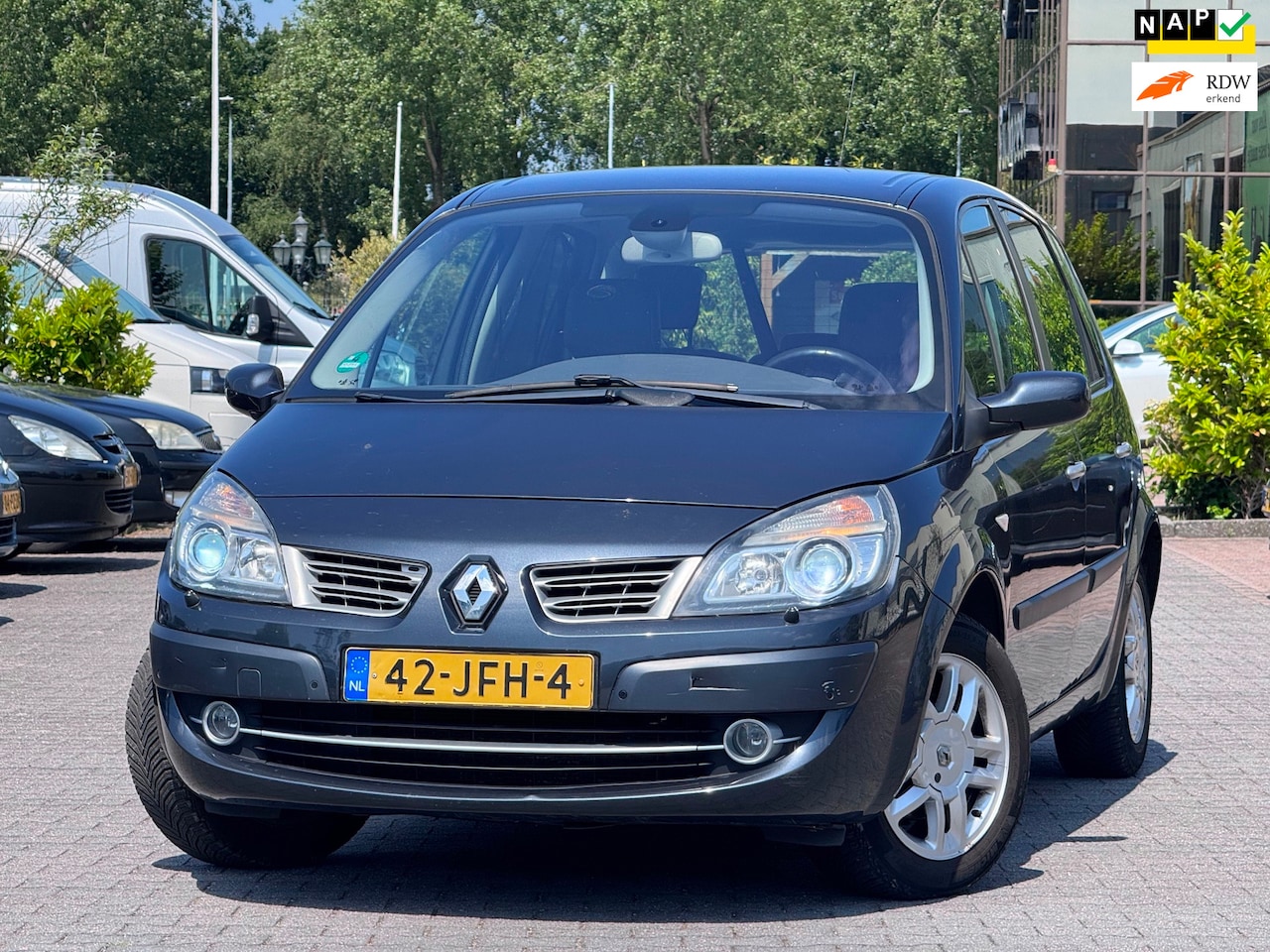 Renault Scénic - 1.6-16V Tech Line | Automaat |APK 06-05-2027 | Parkeersensoren | Airco | Elektrische ramen - AutoWereld.nl