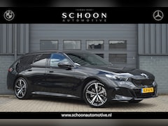 BMW 5-serie Touring - 520i | M-PAKKET | PANO | ACC | CAM | H&K | TREKHAAK |