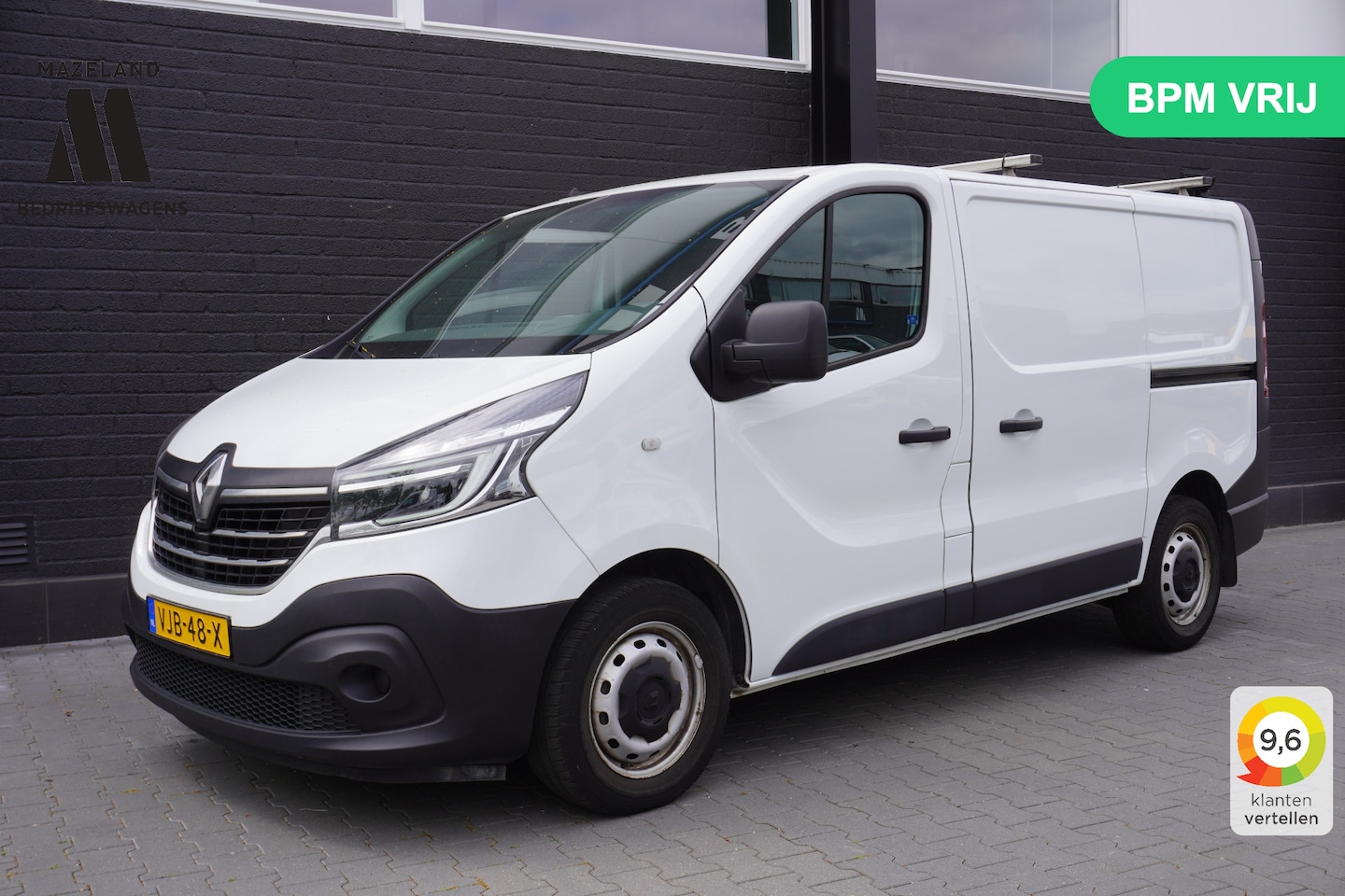 Renault Trafic - 2.0 dCi 120PK EURO 6 - Airco - Cruise - PDC - €11.900,- Excl. - AutoWereld.nl