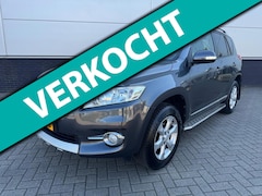 Toyota RAV4 - 2.0 VVTi 4x4 Facelift - clima - trekhaak - camera - half leder - NAP