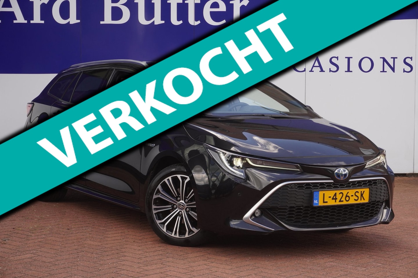 Toyota Corolla Touring Sports - 1.8 Hybrid Executive+Leder+vitrual+Elek-Klep+navi+camera+stoel-verw+zwarte-Hemel+17"Lmv = - AutoWereld.nl