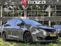 Chrysler Pacifica - 3.6 V6 Hybrid LIMITED S