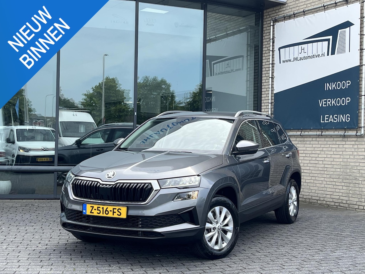 Skoda Karoq - 1.5 TSI ACT*ACC*NAVI*ECC*CAM*HAAK*DIGI-DASH*CARPLA - AutoWereld.nl