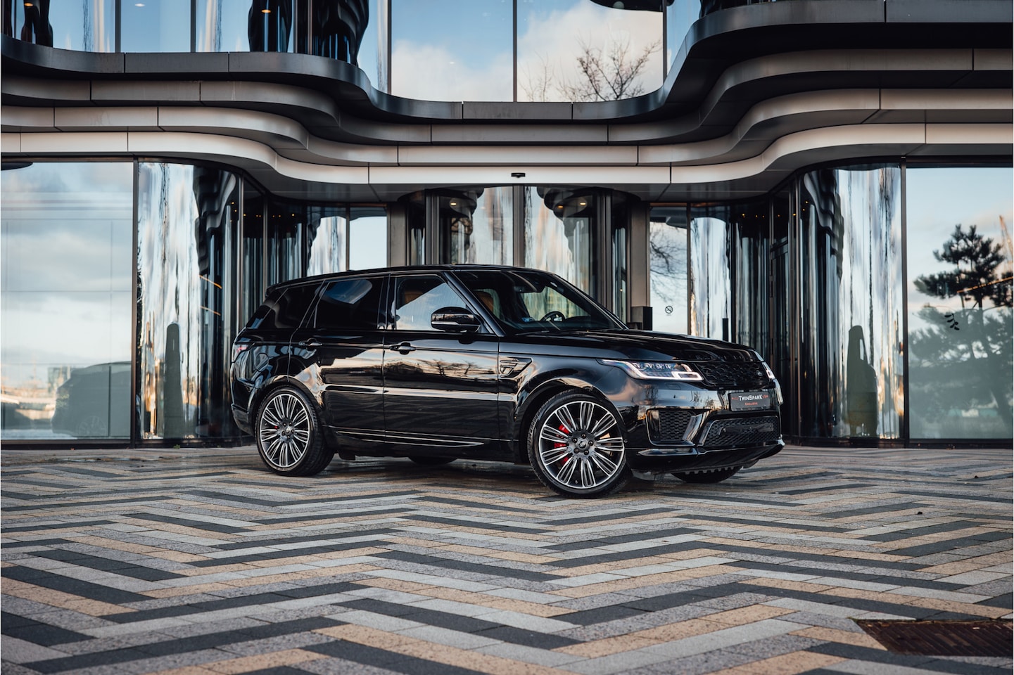 Land Rover Range Rover Sport - P525 Autobiography Dynamic P525 Autobiography Dynamic - AutoWereld.nl