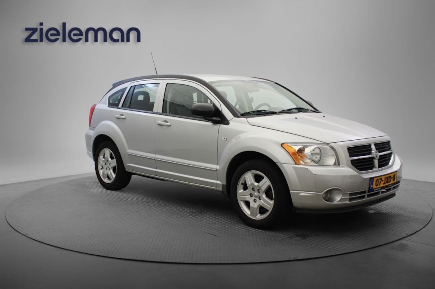 Dodge Caliber - 2.0 SE Auotomaat - Navi, Cruise, Trekhaak - AutoWereld.nl