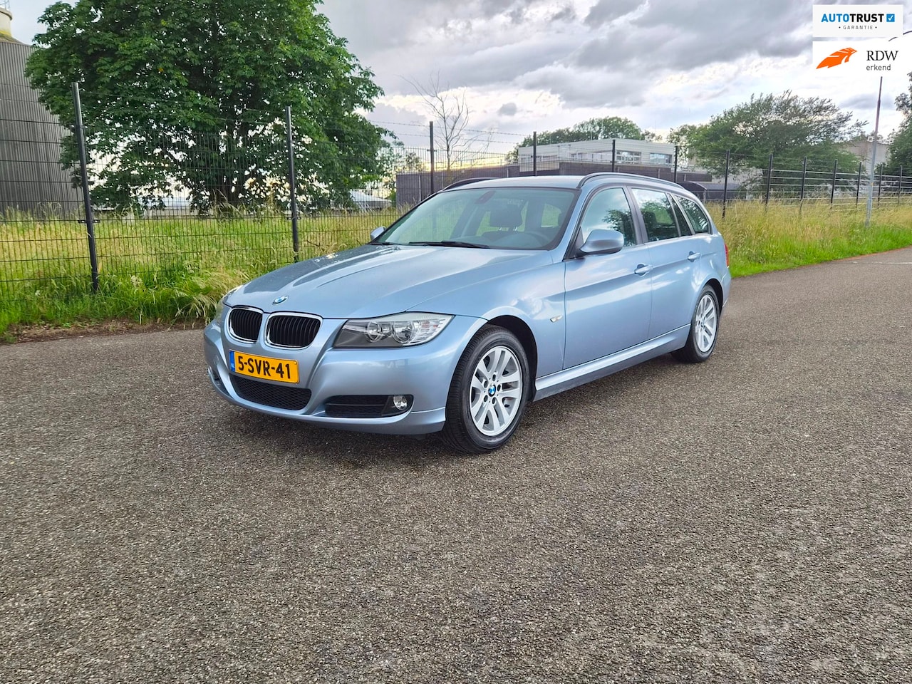 BMW 3-serie Touring - 318i Luxury Line Airco|Navi|Stoelverw|135000km - AutoWereld.nl