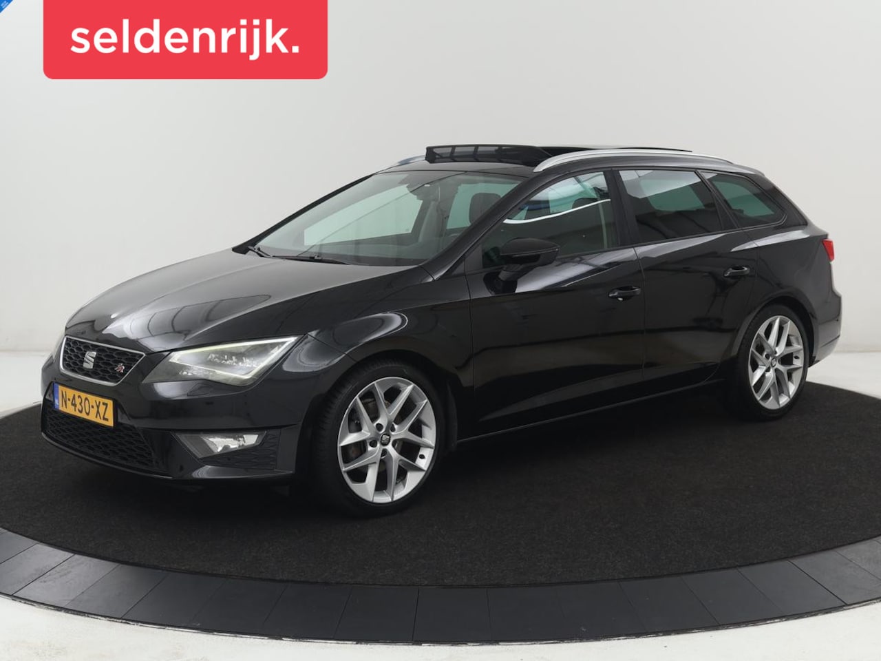 SEAT Leon ST - 1.4 TSI FR Business | Panoramadak | Leder | Cruise | Stoelverwarming | Parkeerhulp | Full - AutoWereld.nl