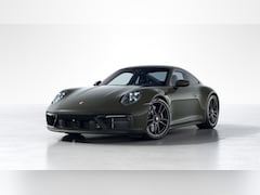Porsche 911 - Carrera 4 GTS