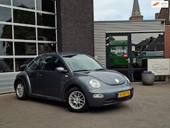 Volkswagen New Beetle - 1.6