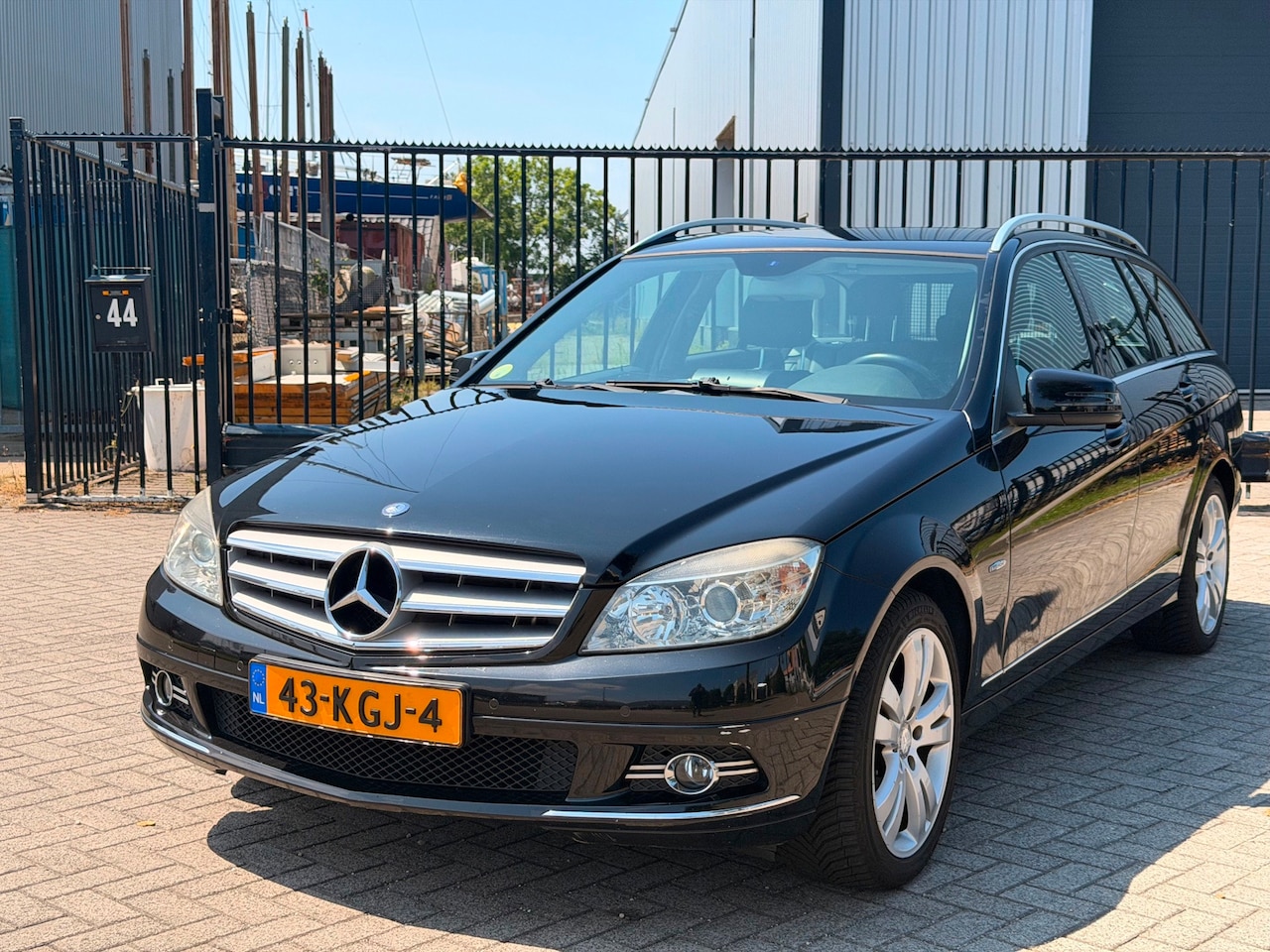 Mercedes-Benz C-klasse Estate - 180 K BlueEFFICIENCY Business Edition Avantgarde Clima Leer - AutoWereld.nl