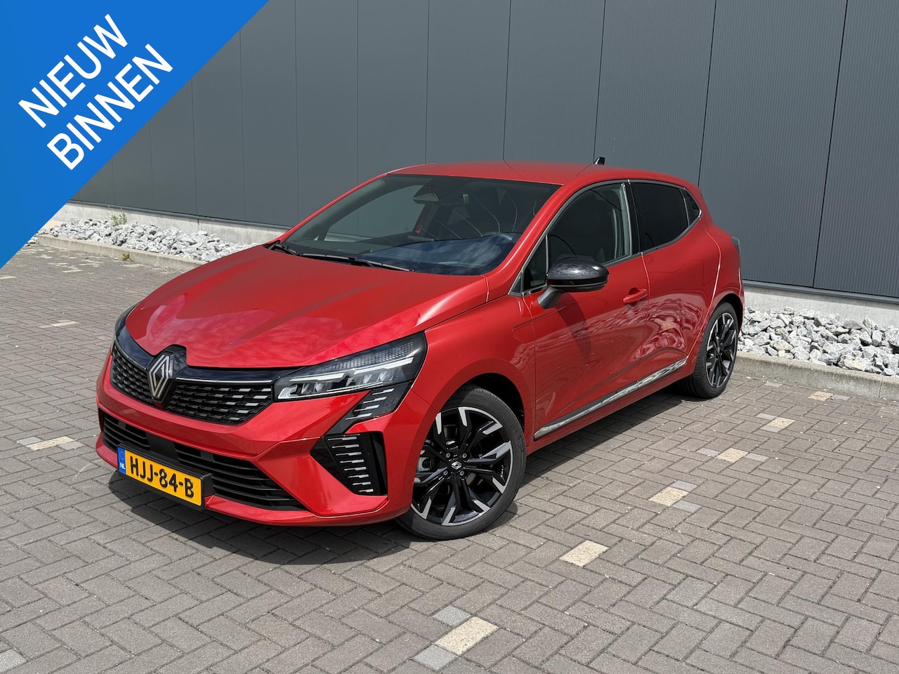 Renault Clio - 1.6 E-Tech Full Hybrid 145 techno | NAP | Winterpakket | Camera - AutoWereld.nl