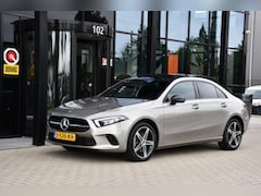 Mercedes-Benz A-klasse - 250 e sedan Panoramadak, Sfeerverlichting