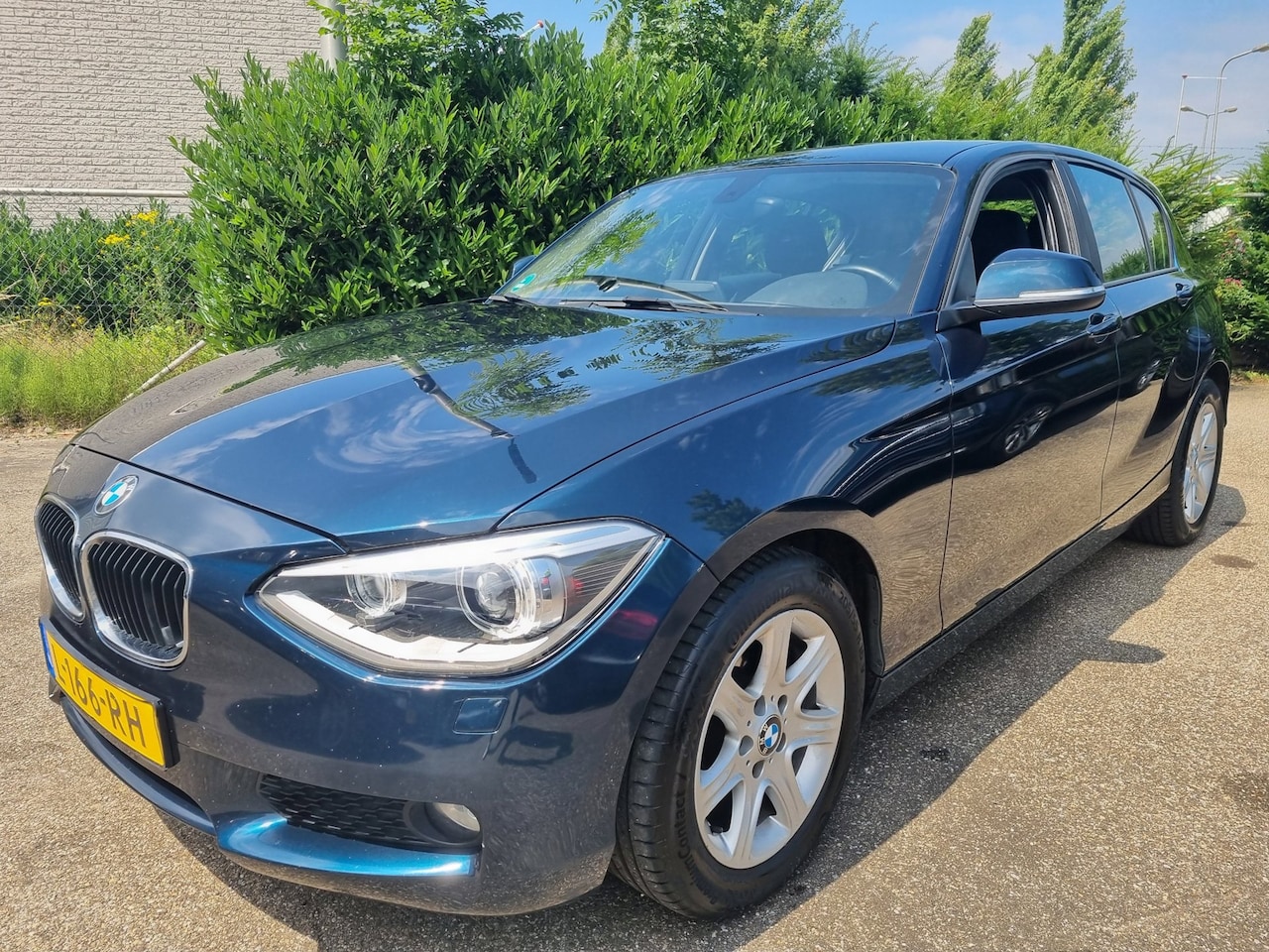 BMW 1-serie - 116i Business Line 5 Deurs Clima Xenon - AutoWereld.nl