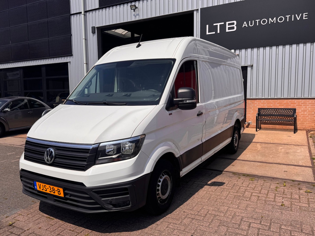 Volkswagen Crafter - 35 2.0 TDI L3H3 Camera|Carplay|Airco|Bluetooth - AutoWereld.nl