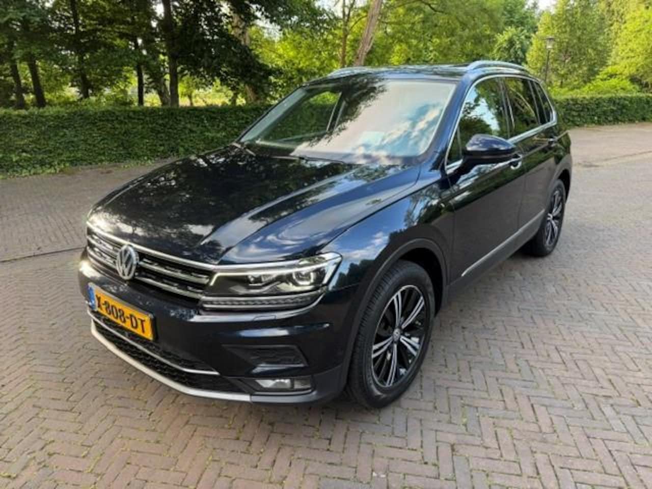 Volkswagen Tiguan - 1.4TSI 150PK 4Motion Highline/Pano/Virtdash/Headup/360Camera/Facelift - AutoWereld.nl