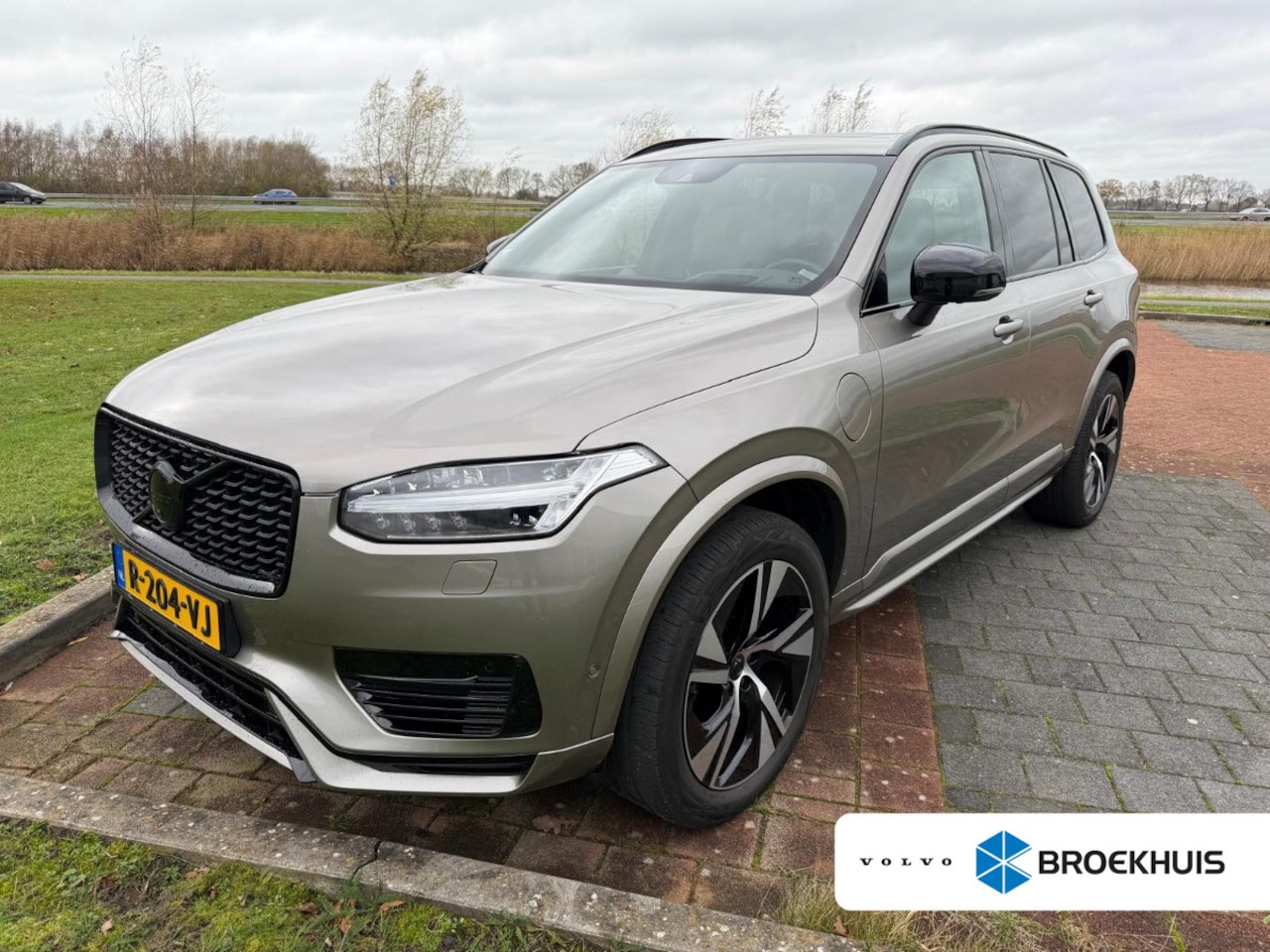 Volvo XC90 - T8 AWD Ultimate Dark | Long Range | Luchtvering | Bowers & Wilkins | 360° Camera | Head-Up - AutoWereld.nl