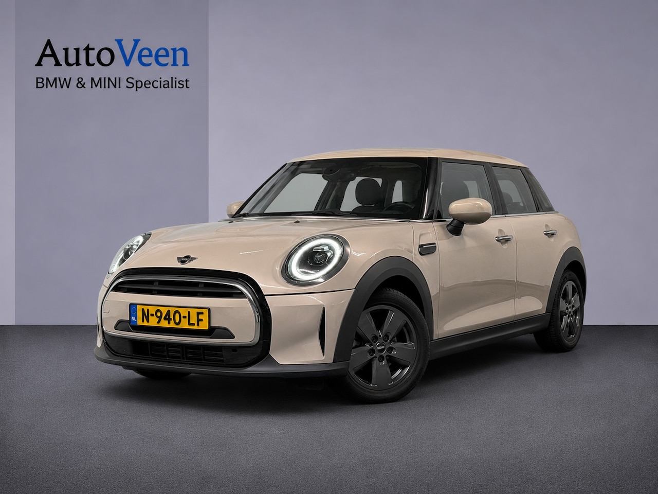 MINI One - Mini 1.5 Business Edition (NAVI, CRUISE, LED, DEALER ONDERHOUDEN) - AutoWereld.nl