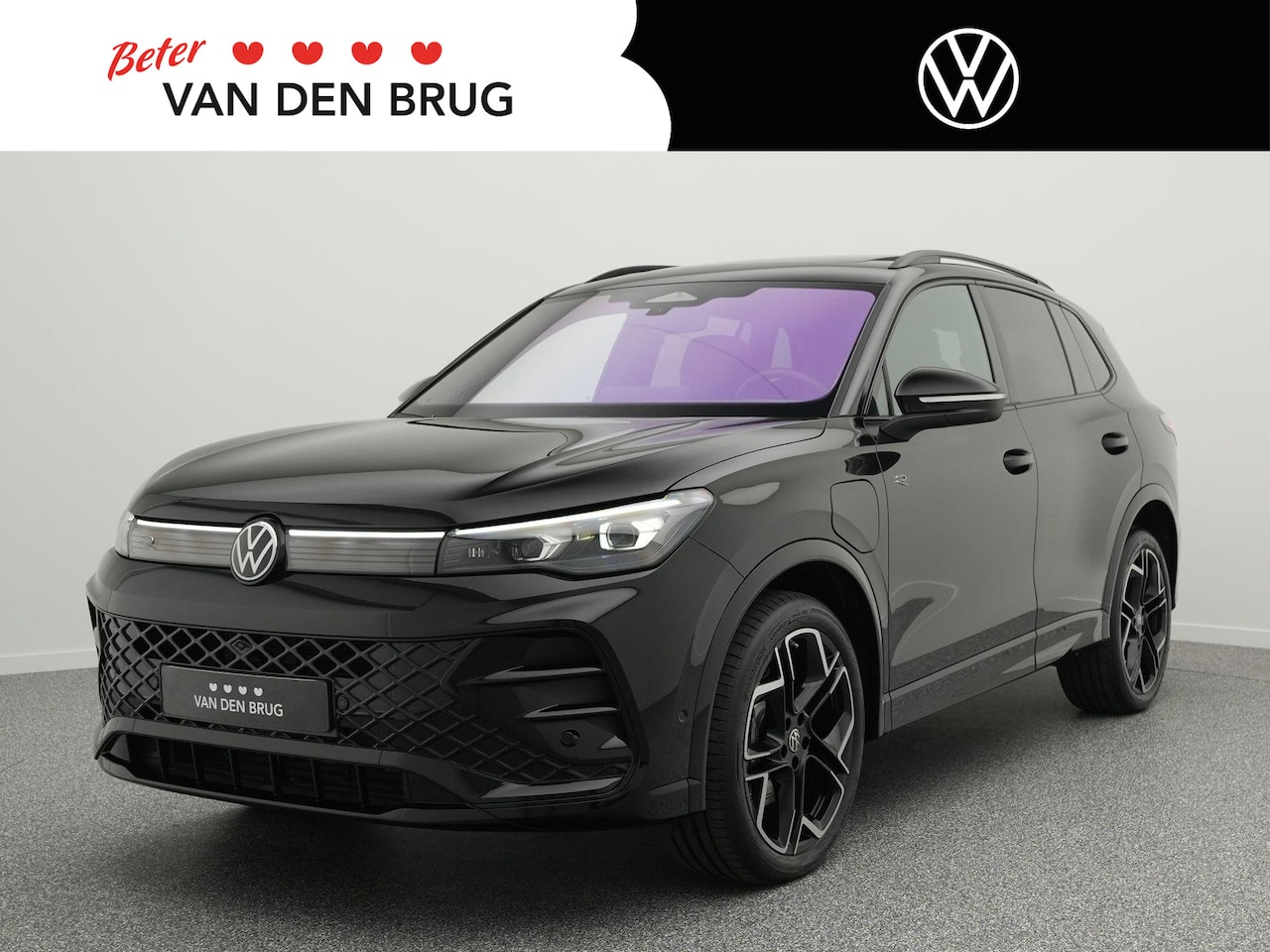 Volkswagen Tiguan - 1.5 eHybrid 272PK R-Line Edition | Matrix IQ LED | Trekhaak | Harman/Kardon | Lederen bek - AutoWereld.nl