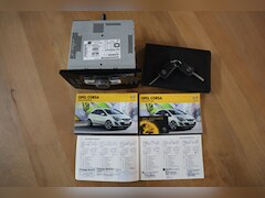 Opel Corsa - 1.2-16V Design Edition | RIJKLAAR | Clima | Achteruitrijcamera |