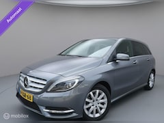 Mercedes-Benz B-klasse - B180 Ambition Aut Xenon Led Cruise Nl Auto Navigatie Trekhaak