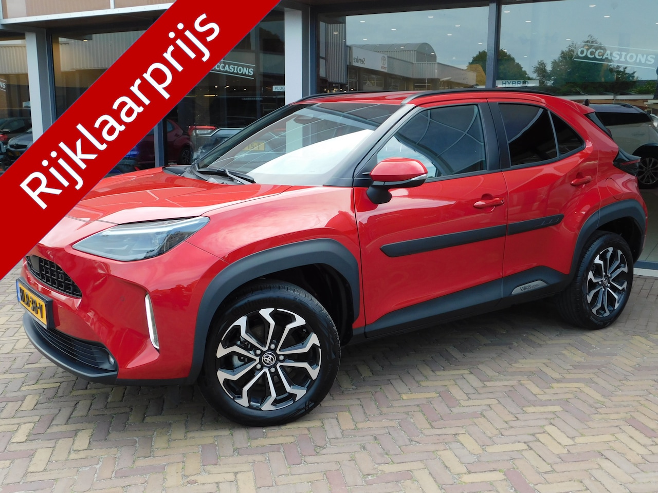 Toyota Yaris Cross - 1.5 Hybrid 115 First Edition Comfort Pack | Trekhaak - AutoWereld.nl